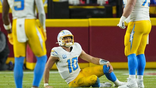 Chargers QB Justin Herbert dealing with ankle injury, leg contusion (NFL)