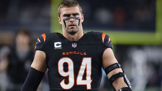 Bengals DE Sam Hubbard, 29, retires (NFL)