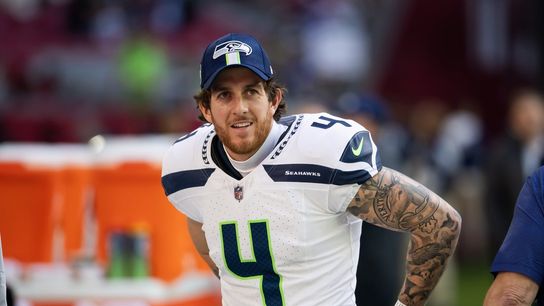 Report: Seahawks extend P Michael Dickson through '29 (NFL)