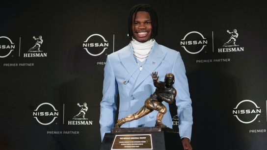 Colorado two-way star Travis Hunter wins Heisman Trophy (College Football)