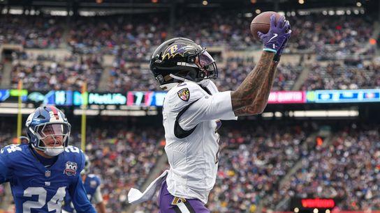 Ravens WR Rashod Bateman wearing a walking boot (NFL)