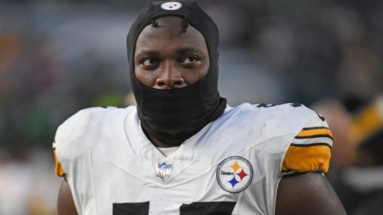 Report: Steelers releasing DT Montravius Adams (NFL)