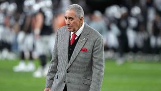 Falcons owner ready to pay Kirk Cousins millions to ride pine (NFL)