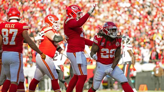 Chiefs knock off Texans in matchup of division leaders (NFL)