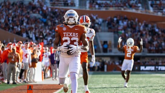 No. 5 Texas runs away from No. 12 Clemson, off to CFP quarterfinals (College Football)