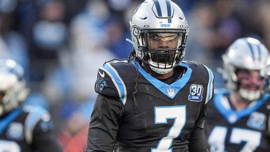 Jerry Jones: Cowboys sign 3-time Pro Bowl DE Jadeveon Clowney (NFL)