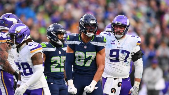 Seahawks strive to keep playoff hopes alive vs. Bears (NFL)
