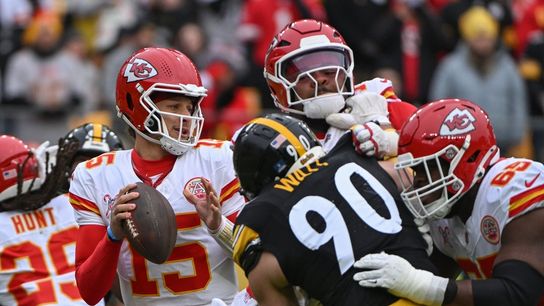 Patrick Mahomes, Chiefs beat Steelers, lock up AFC home-field edge (NFL)