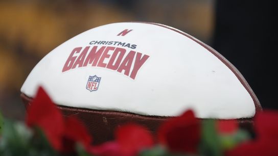 Netflix 'definitely' eyeing Sunday NFL package (NFL)