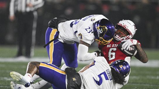 86-yard run carries East Carolina past NC State in Military Bowl (College Football)
