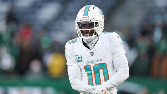 Dolphins expect WR Tyreek Hill back as better leader (NFL)
