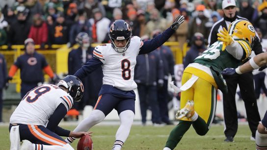 Bears end pair of losing streaks with last-second FG vs. Packers (NFL)