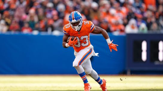 Reports: Cowboys sign RB Javonte Williams (NFL)