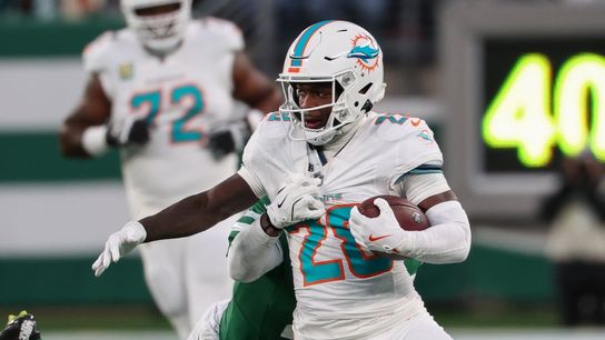 Dolphins RB De'Von Achane sidelined by calf injury (NFL)