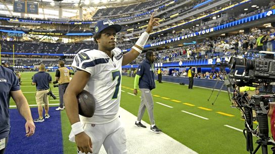 Reports: Seahawks trade QB Geno Smith to Raiders (NFL)