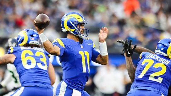 Reports: Rams re-sign Jimmy Garoppolo to 1-year deal (NFL)
