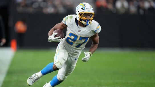Free agents J.K. Dobbins, Elijah Moore tagged with UFA tenders (NFL)