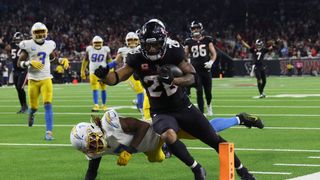 Texans GM: 'No crystal ball' on RB Joe Mixon's return (NFL)