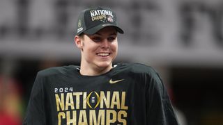 Will Howard shines in spotlight, carries Ohio State to title (College Football)