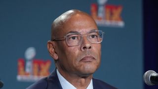 NFLPA exec director Lloyd Howell Jr. steps down amid controversy (NFL)