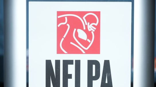 Reports: Search for NFLPA's next executive director includes 3 finalists (NFL)