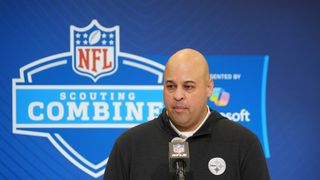 Steelers sign GM Omar Khan through 2028 season (NFL)