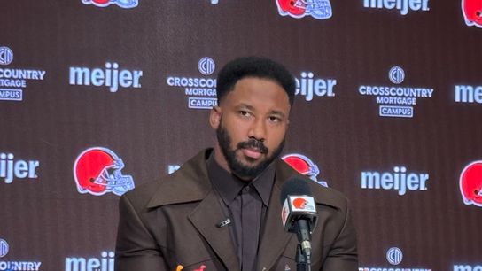 Myles Garrett signs record pact, wants to win with Browns (NFL)