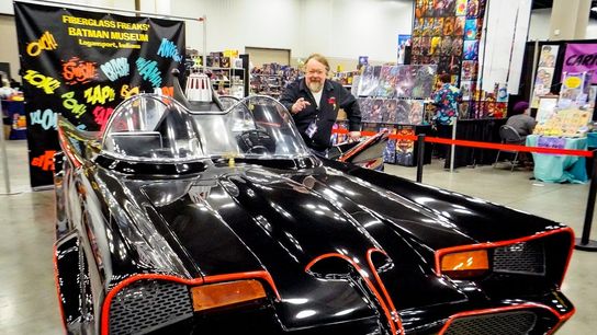 Post-burglary, Bengals QB called audible on Batmobile buy (NFL)