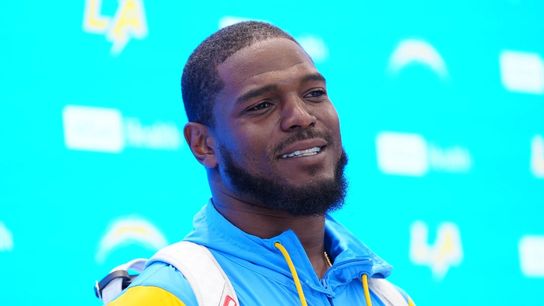 Chargers LB Denzel Perryman won’t face charges in weapons arrest (NFL)