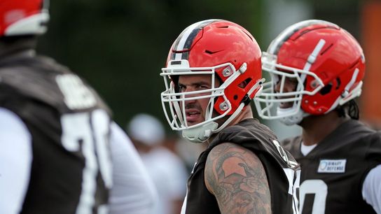 Browns release OT Jack Conklin, re-sign P Corey Bojorquez (NFL)