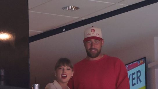 Taylor Swift 'too locked in' on Chiefs to do Super Bowl halftime (NFL)
