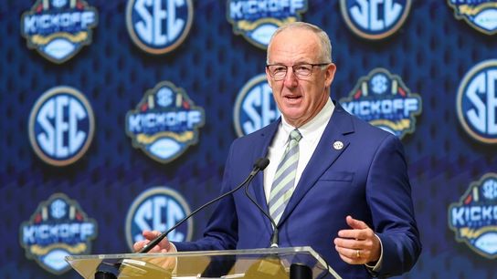 SEC to introduce 9-game football schedule in 2026 (College Football)