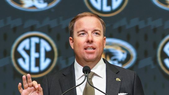 Missouri extends coach Eliah Drinkwitz through 2029 (College Football)