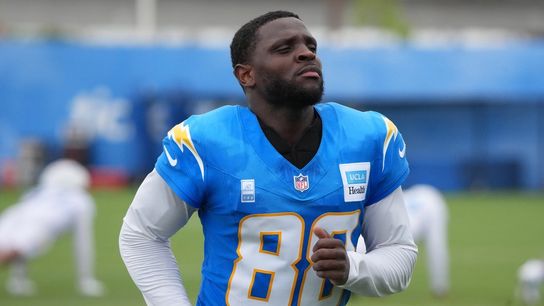 Report: Dolphins signing WR Jalen Reagor (NFL)