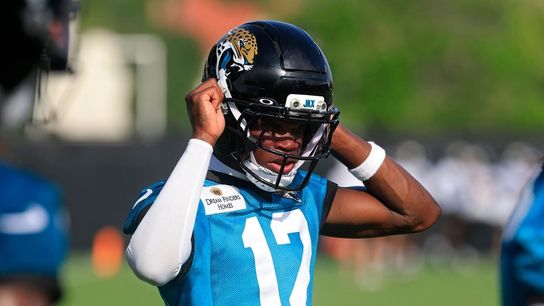 Jaguars start Travis Hunter at WR, CB reps coming soon (NFL)