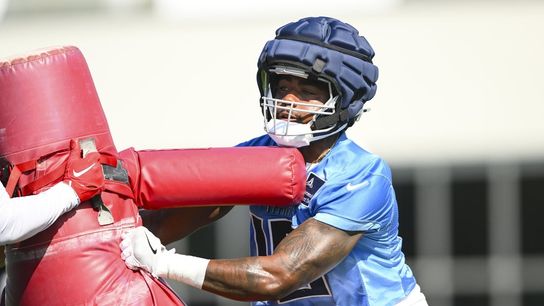Titans WR Treylon Burks (collarbone) waived/injured (NFL)