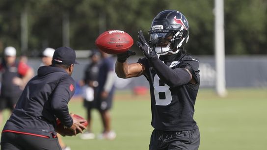 Reports: Eagles obtain WR John Metchie III from Texans (NFL)