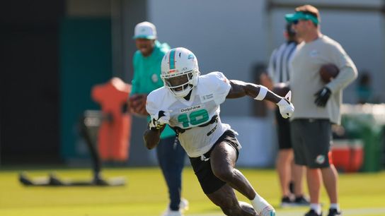 Dolphins TE Darren Waller doubtful vs. Colts (NFL)