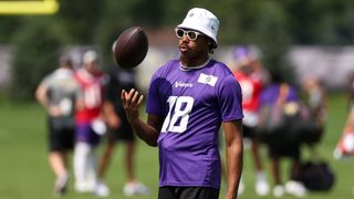 Vikings WR Justin Jefferson (hamstring) to be re-evaluated next week (NFL)