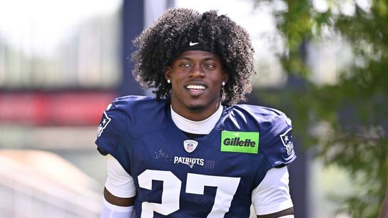 Report: Patriots CB Marcellas Dial suffers torn ACL (NFL)