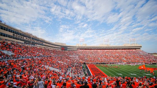 Oklahoma selling fans press conference tickets for $700 (College Football)