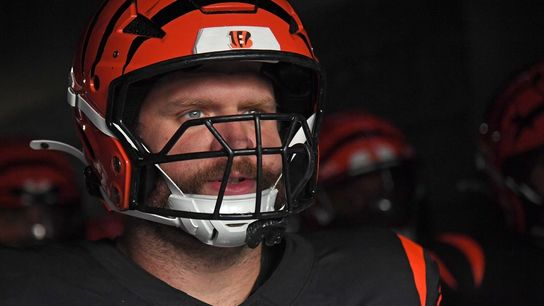 Bengals C Ted Karras signs 1-year contract extension (NFL)