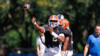 Florida QB DJ Lagway takes first 11-on-11 reps of camp (College Football)