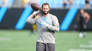 Panthers reach deal with Hunter Renfrow, to put Jalen Coker on IR (NFL)