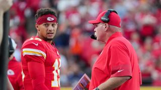 Chiefs save $43M under 2026 cap by adjusting QB Patrick Mahomes' contract (NFL)