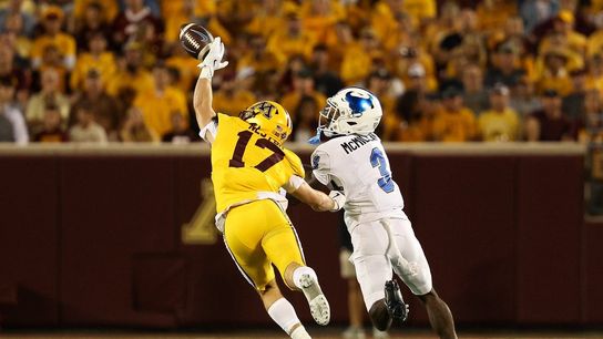 Drake Lindsey, Darius Taylor help Minnesota outlast Buffalo (College Football)
