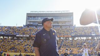 West Virginia faces road test against Ohio (College Football)