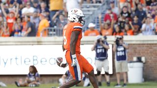 Cam Ross, Virginia get off to hot start, dominate Coastal Carolina (College Football)