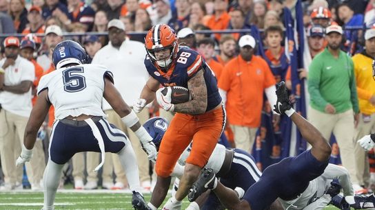 Syracuse stages comeback for overtime victory against UConn (College Football)