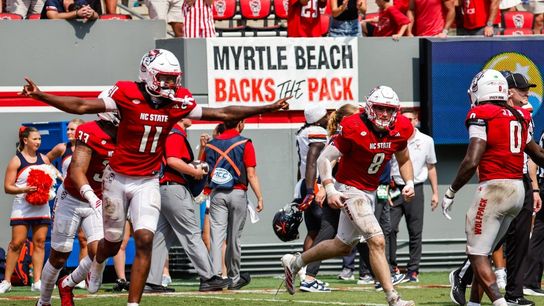 Undefeated NC State, Wake Forest tangle in ACC opener (College Football)